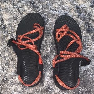 Chacos!